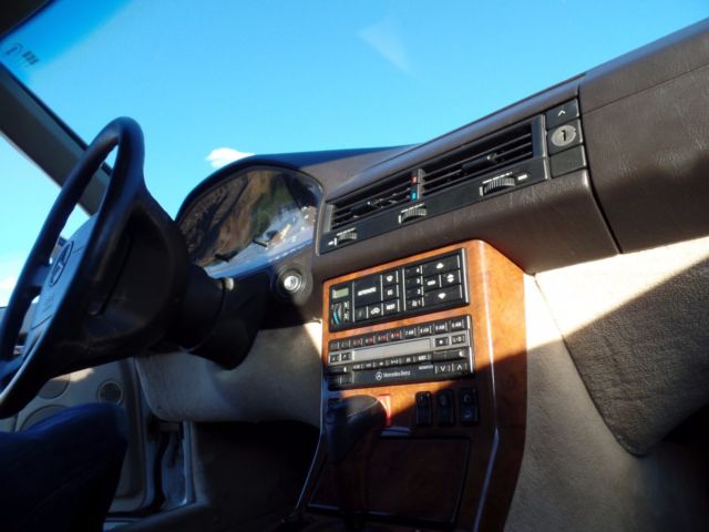 1993 White Mercedes-Benz SL-Class Convertible