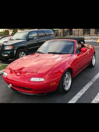 1993 Red Mazda MX-5 Miata Convertible