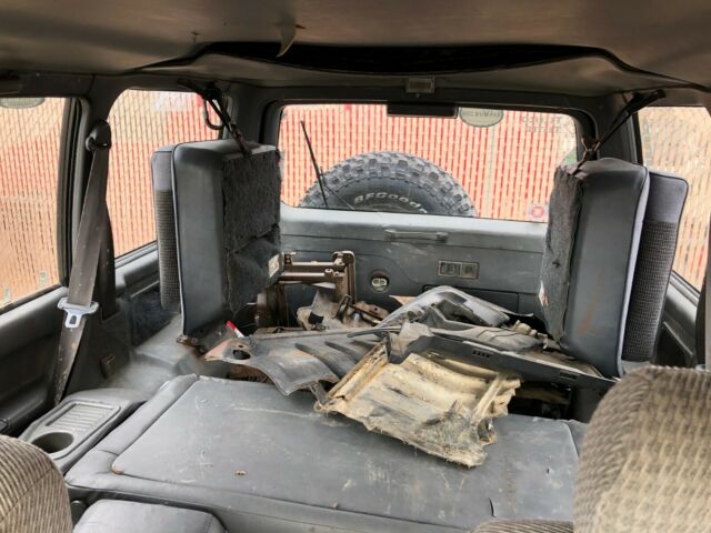 1993 Red Mitsubishi Montero