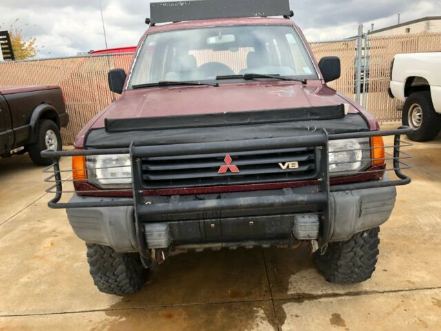 1993 Red Mitsubishi Montero