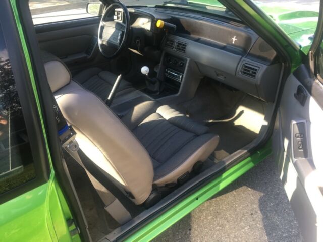 1993 Green Ford Mustang
