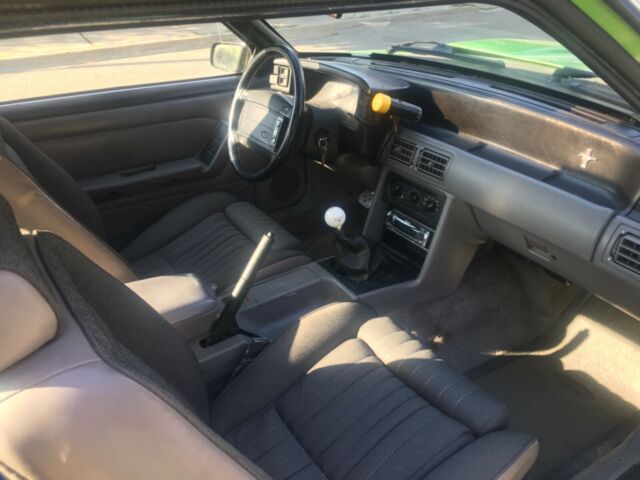 1993 Green Ford Mustang