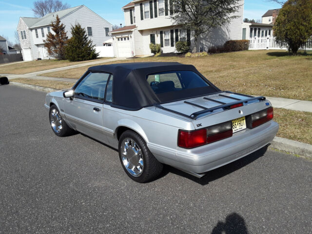 1993 Silver Ford Mustang Convertible