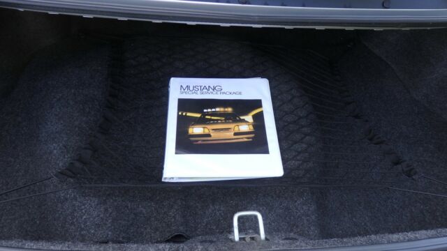 1993 Silver Metallic Ford Mustang Sedan