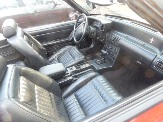 1993 Vibrant White Ford Mustang Convertible