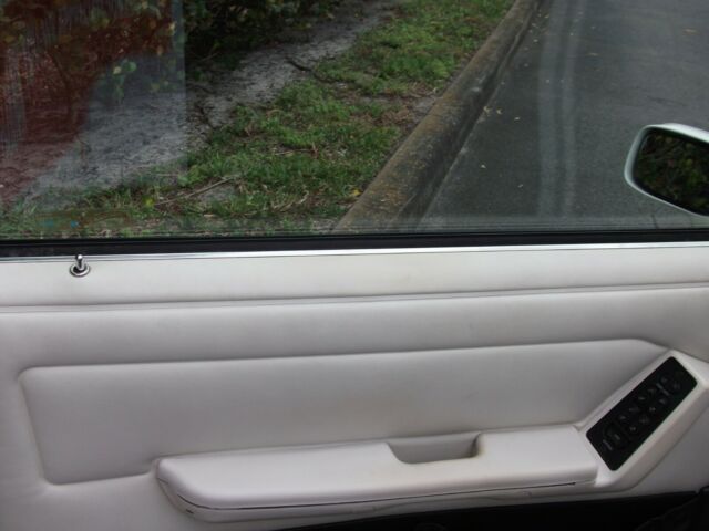 1993 Ford Mustang Convertible