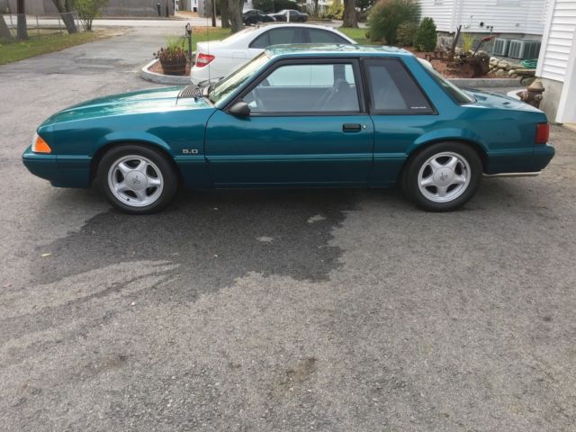 1993 Reef blue Ford Mustang