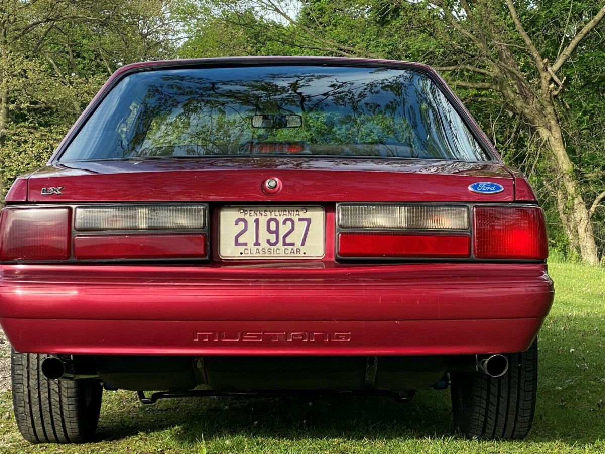1993 Ford Mustang Sedan