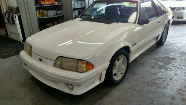 1993 White Ford Mustang Hatchback