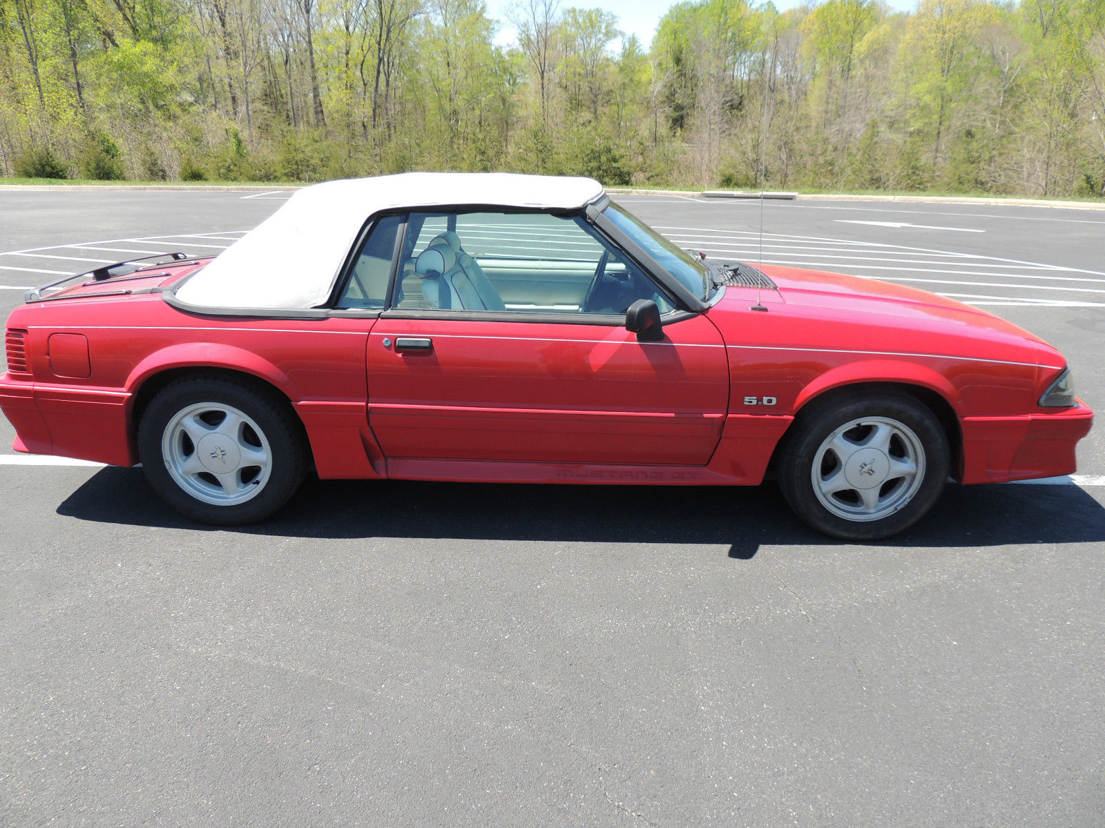 1993 Red Ford Mustang