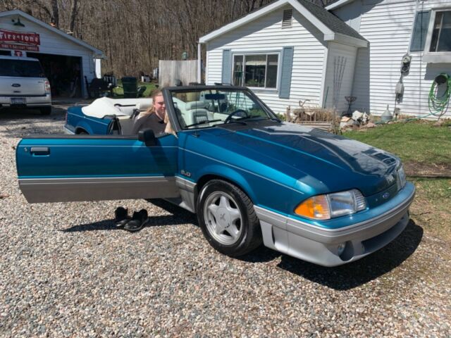 1993 Reef blue Ford Mustang Convertible