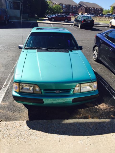 1993 White Ford Mustang Convertible