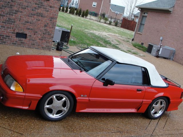 1993 White Ford Mustang Convertible