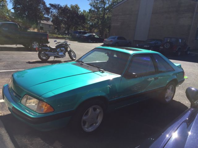 1993 White Ford Mustang Convertible