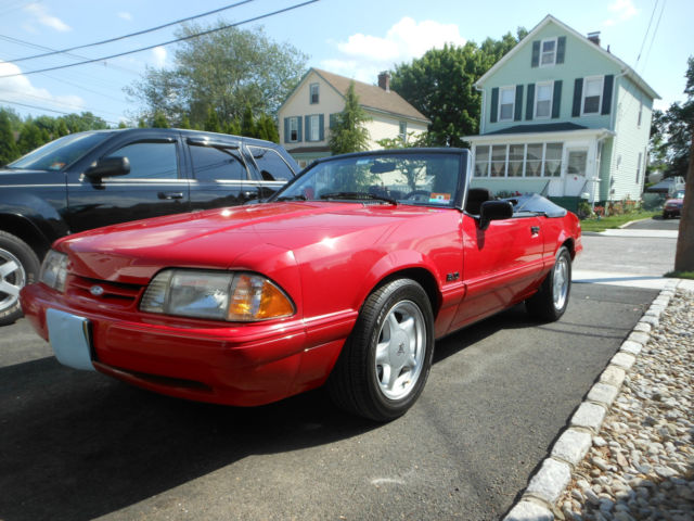 1993 Red Ford Mustang