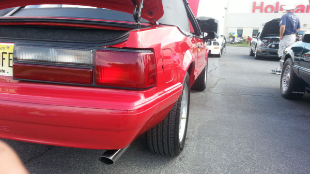 1993 Red Ford Mustang