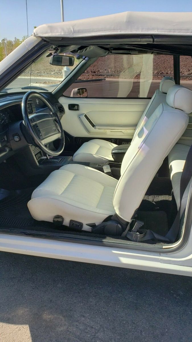 1993 Ford Mustang Convertible