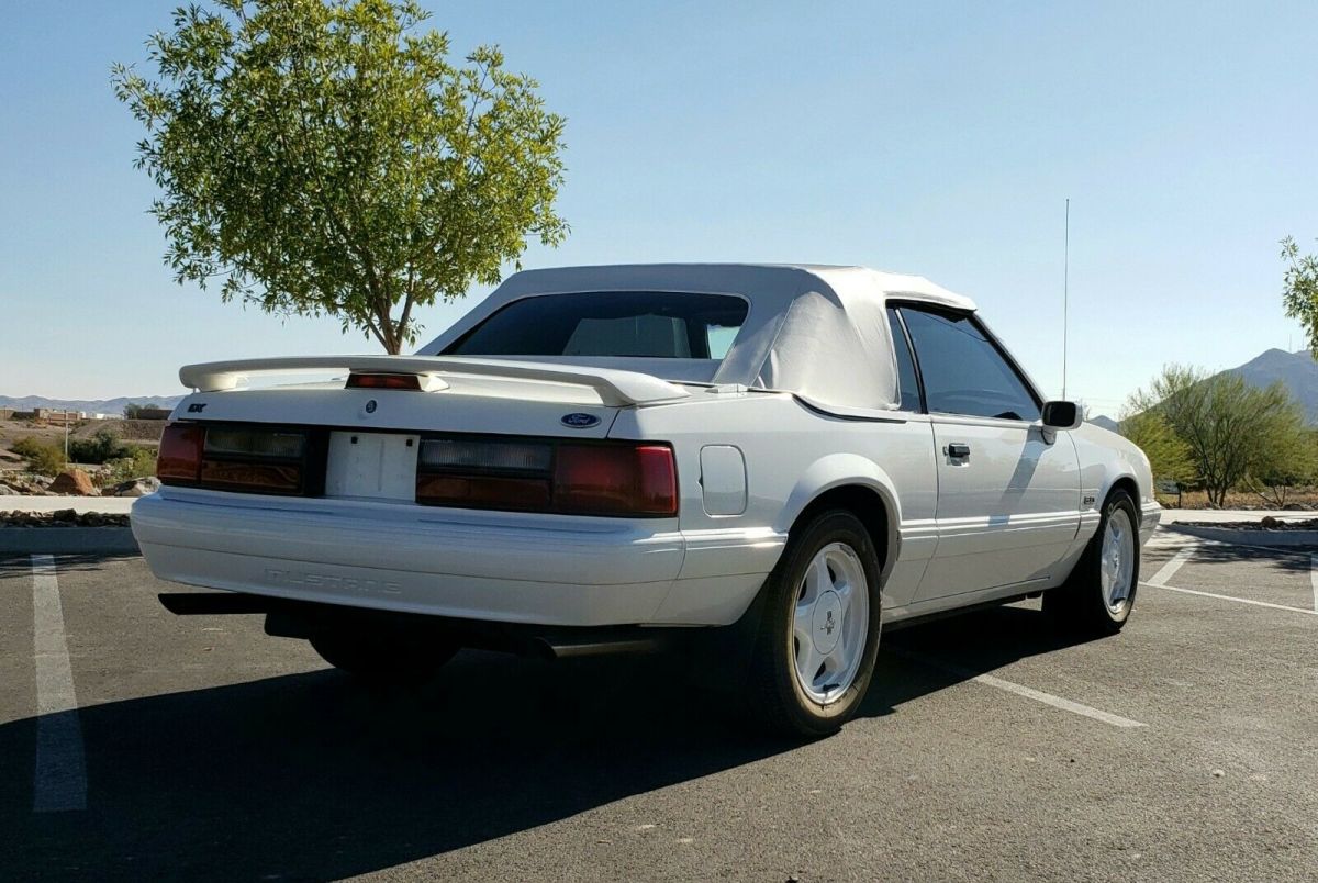 1993 Ford Mustang Convertible