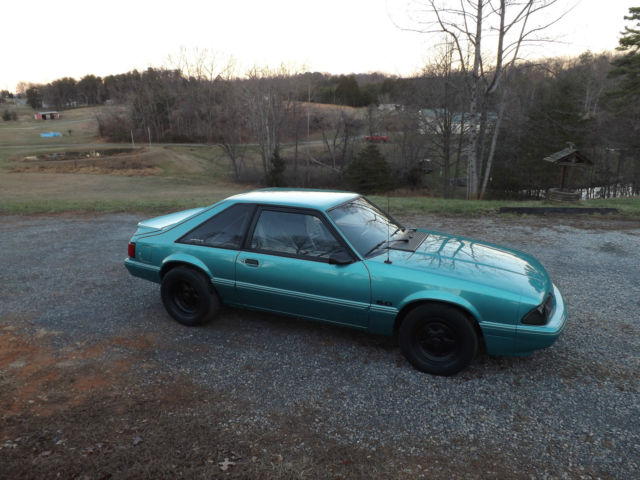 1993 Green Ford Mustang