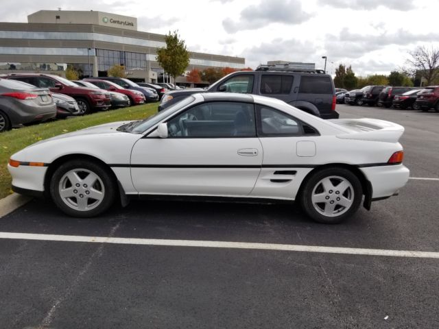 1993 White Toyota MR2 Coupe