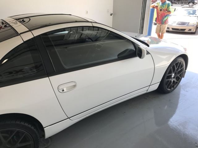 1993 White Nissan 300ZX Coupe