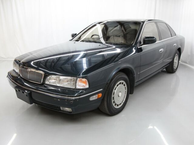 1993 Green Nissan Infiniti Q45 Sedan