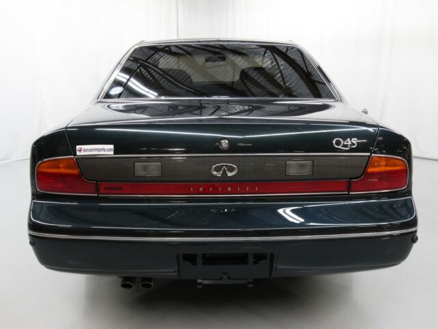 1993 Green Nissan Infiniti Q45 Sedan