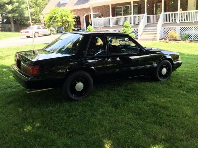 1993 Black Ford Mustang Coupe
