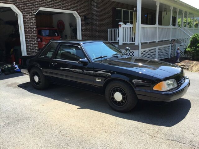1993 Black Ford Mustang Coupe
