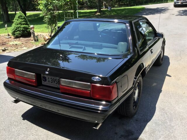 1993 Black Ford Mustang Coupe