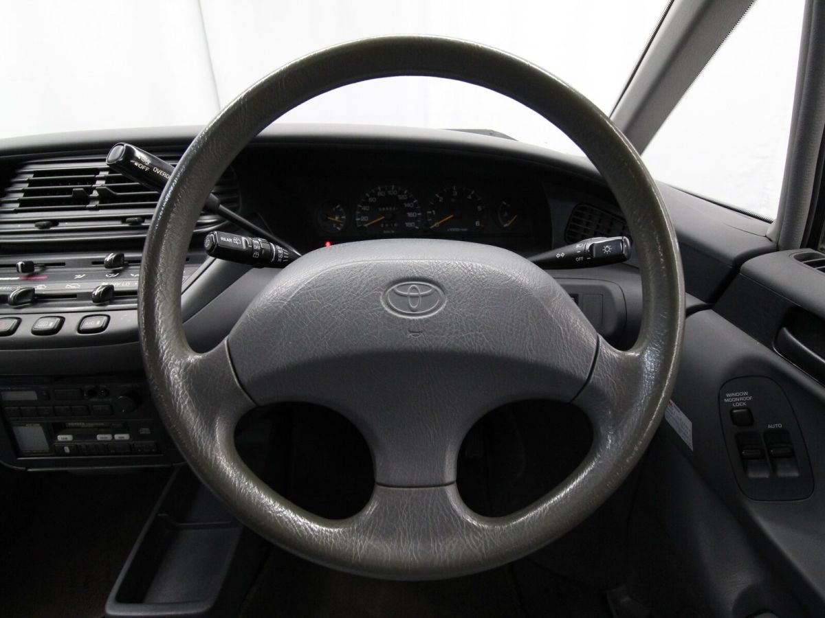 1993 Red Toyota Estima Van