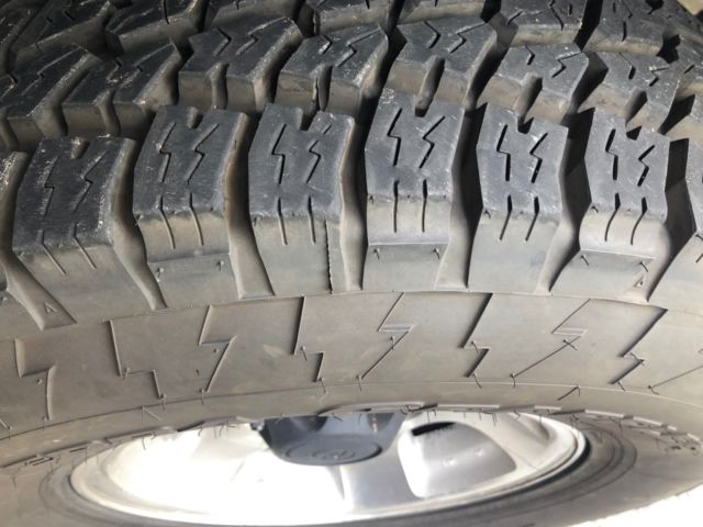 1993 White Toyota Land Cruiser suv