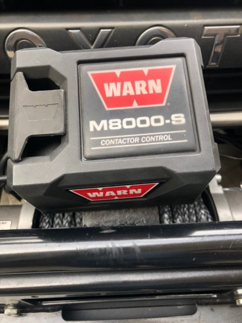 1993 White Toyota Land Cruiser suv