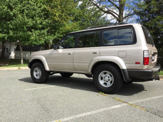 1993 Gold Toyota Land Cruiser SUV