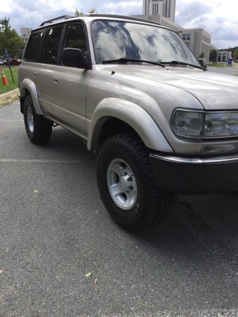 1993 Gold Toyota Land Cruiser SUV
