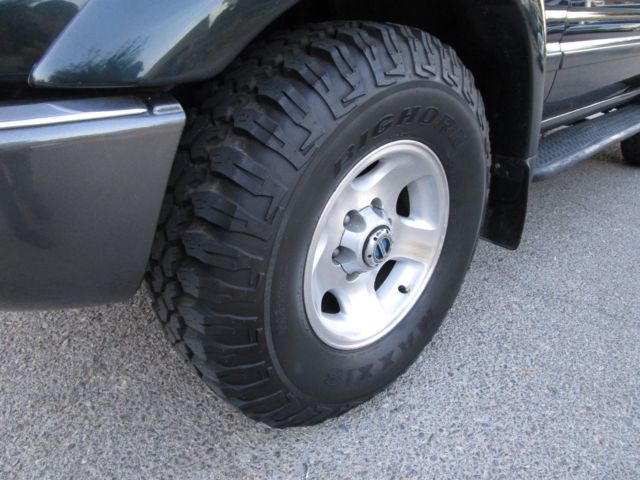 1993 Green Toyota Land Cruiser SUV