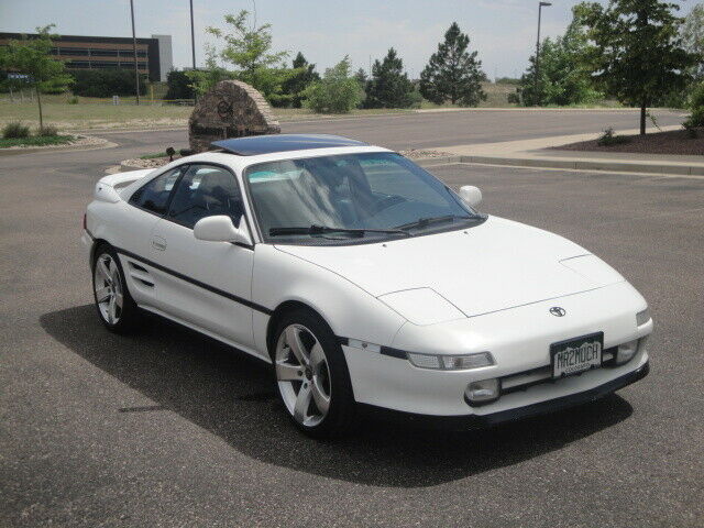 1993 White Toyota MR2 Coupe