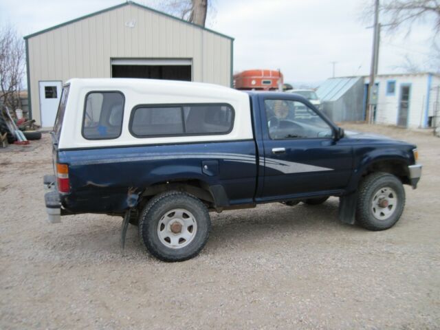 1993 Blue Toyota Pickup Standard Cab Pickup