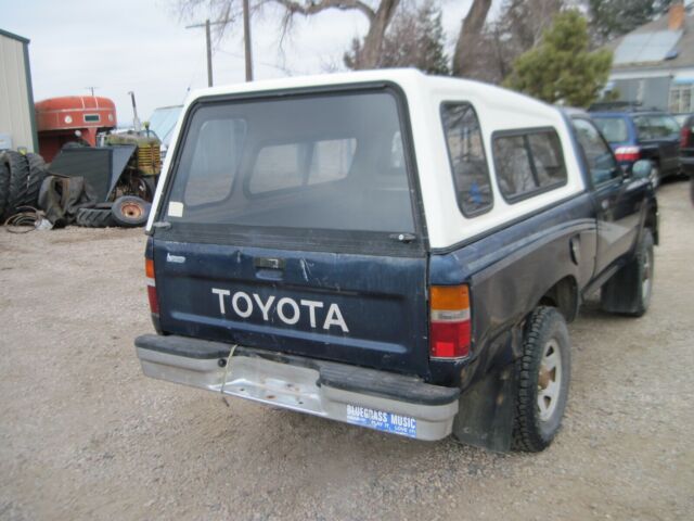 1993 Blue Toyota Pickup Standard Cab Pickup