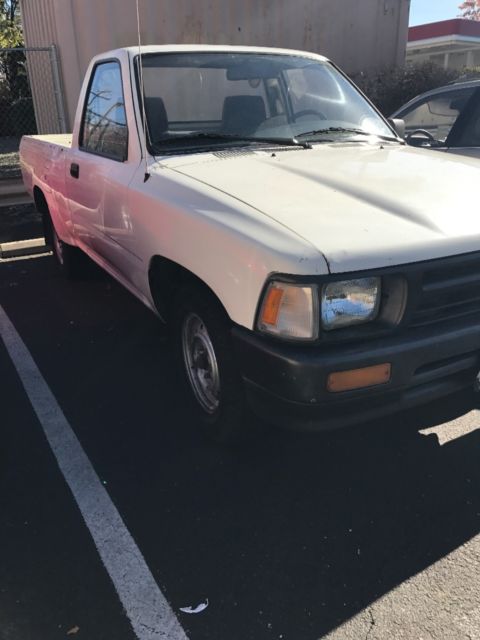 1993 White Toyota Pickup Standard Cab Pickup