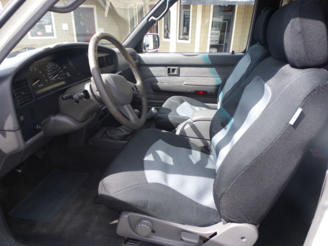 1993 WHITE Toyota SR5 PICK UP Extended Cab Pickup