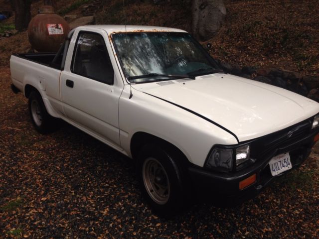 1993 White Toyota Other Cab & Chassis