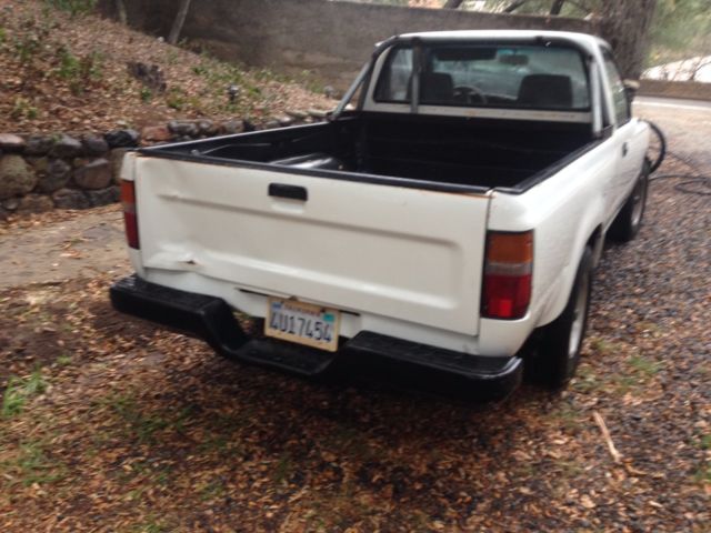 1993 White Toyota Other Cab & Chassis