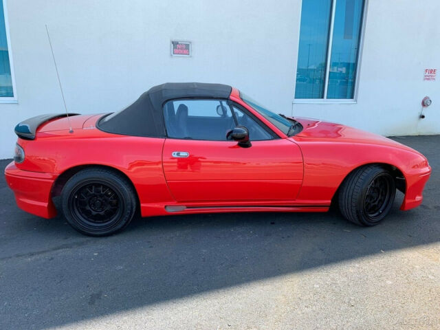1993 Red Mazda MX-5 Miata Convertible