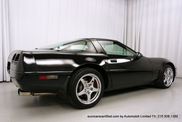 1993 Red Chevrolet Corvette Coupe