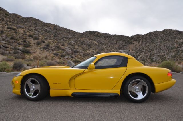 1993 Yellow Dodge Viper Convertible