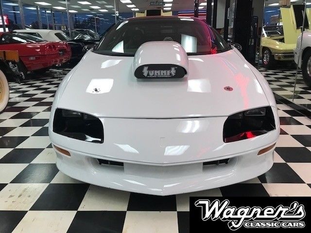 1993 White Chevrolet Camaro