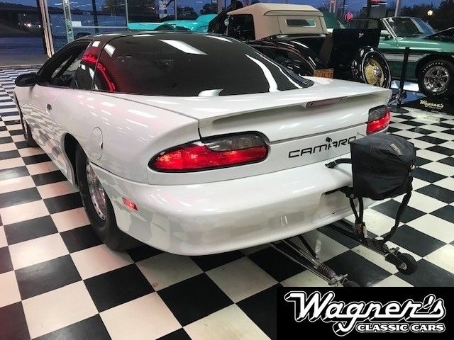 1993 White Chevrolet Camaro