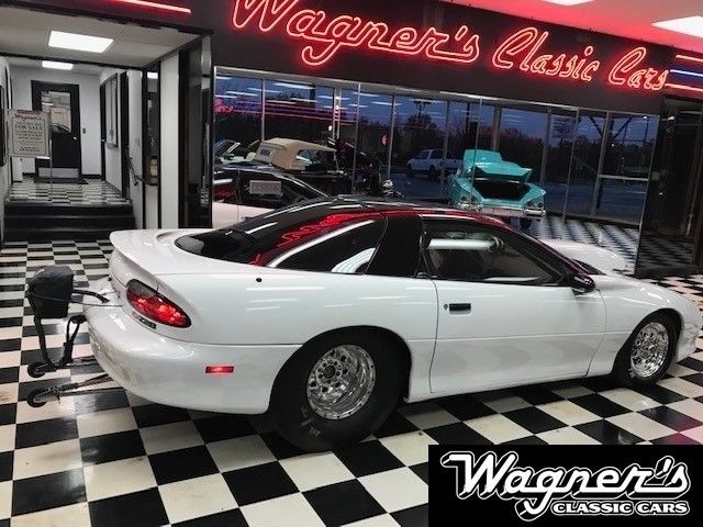 1993 White Chevrolet Camaro