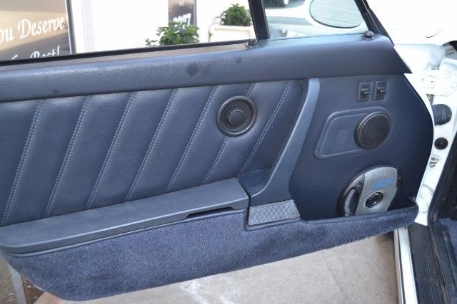 1993 White Porsche 911 --